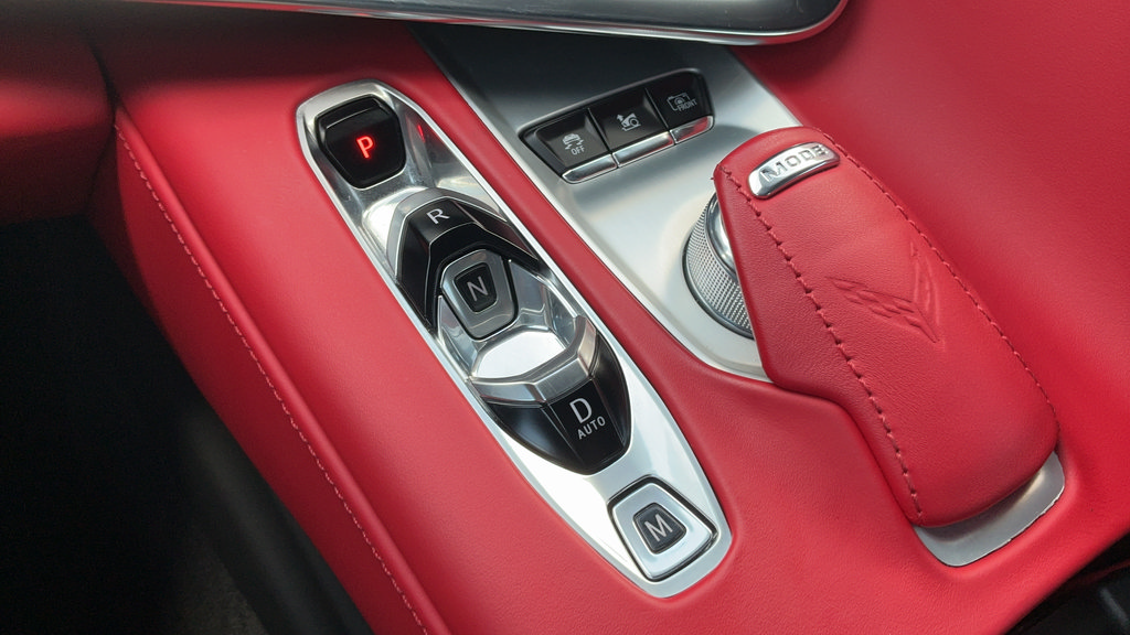 Used 2020 Chevrolet Corvette Stingray Premium Cpe w/ 3LT Preferred Equipment Group RWD image 11
