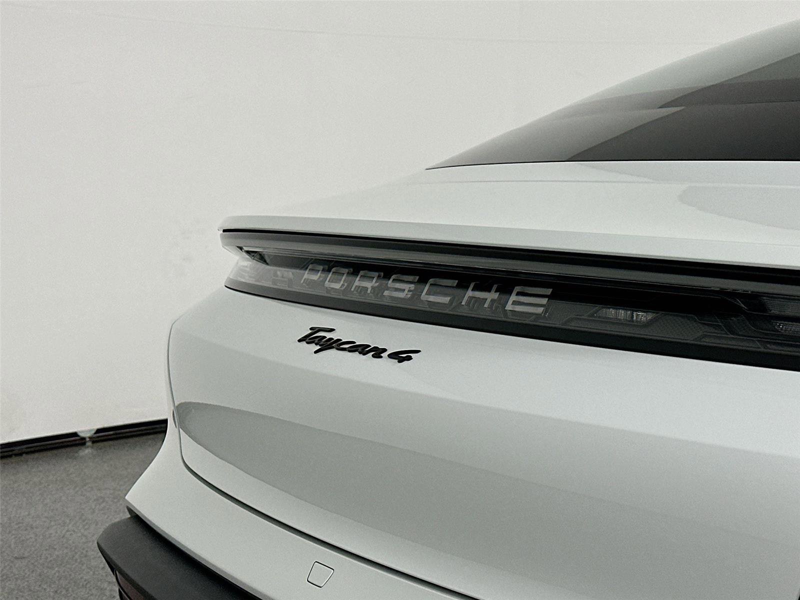 Certified 2025 Porsche Taycan AWD/4WD image 17