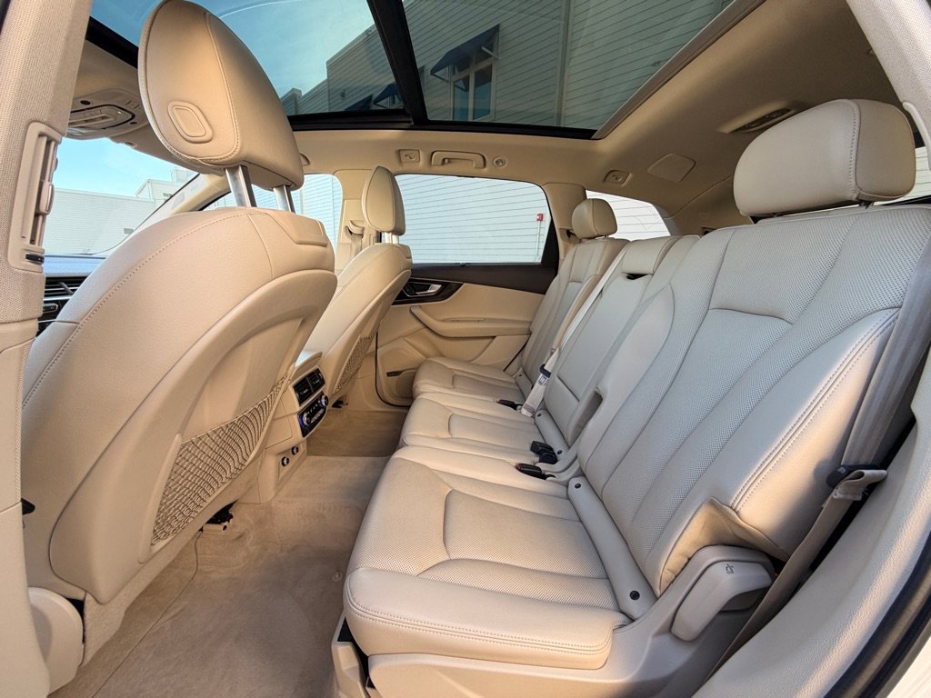 Used 2019 Audi Q7 3.0T Premium Plus AWD/4WD image 16