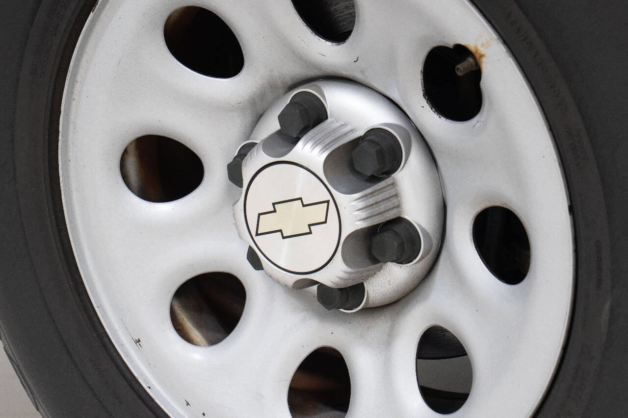 Used 2013 Chevrolet Express 1500 image 66