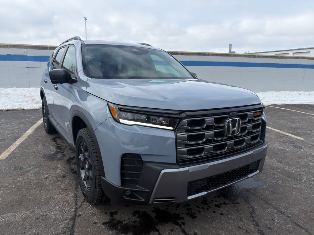 Used 2026 Honda Pilot TrailSport image 7
