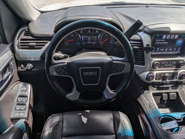 Used 2019 GMC Yukon XL SLT w/ Premium Edition image 14