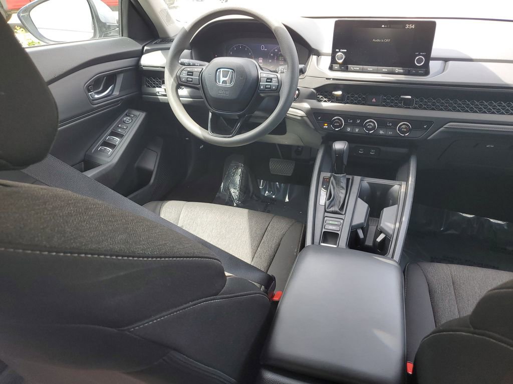 Used 2024 Honda Accord EX image 11