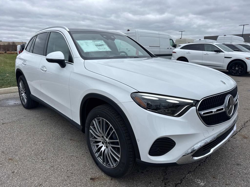 New 2026 Mercedes-Benz GLC 300 4MATIC image 8