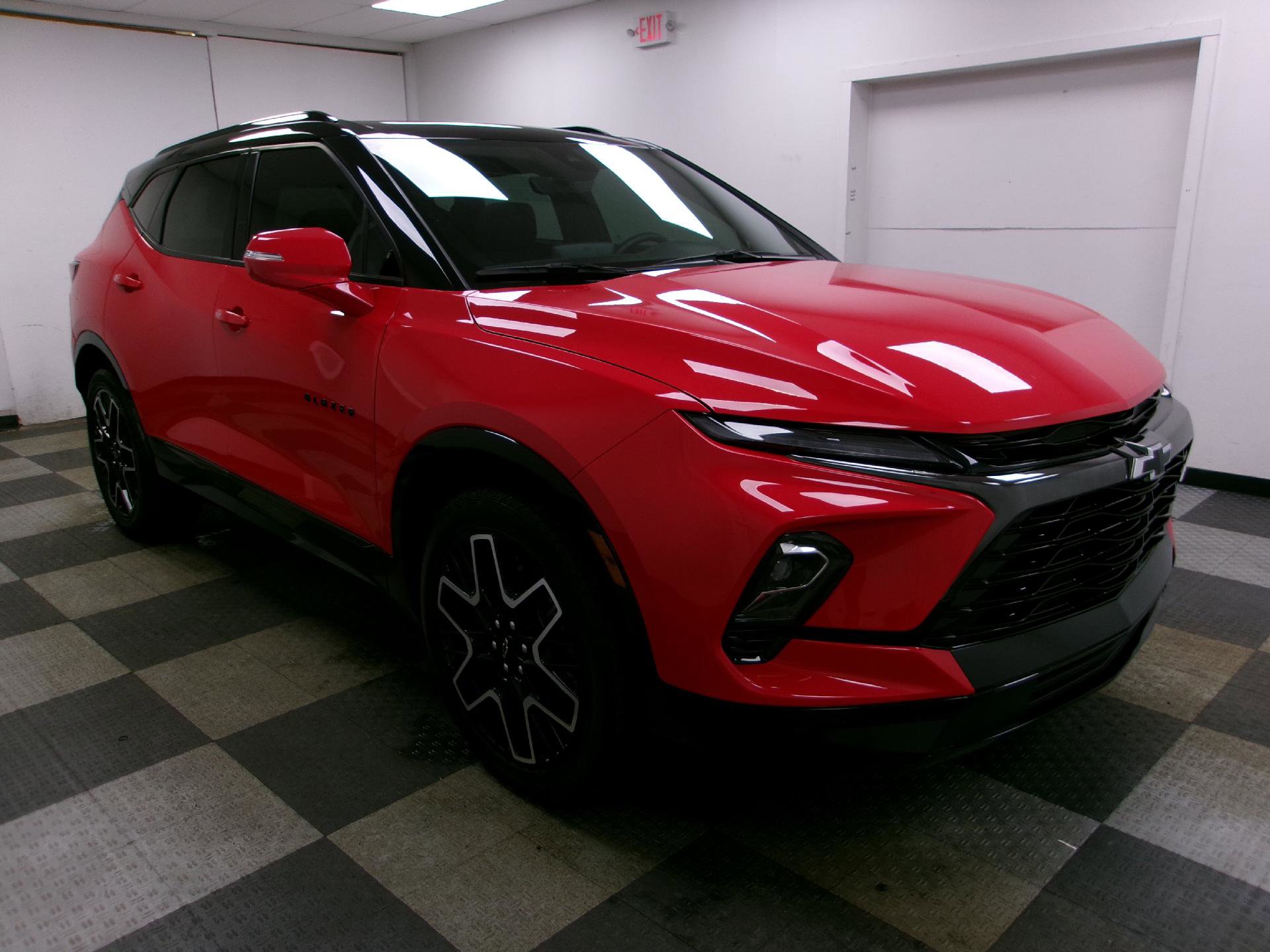Certified 2023 Chevrolet Blazer RS w/ Driver Confidence II Package FWD image 15