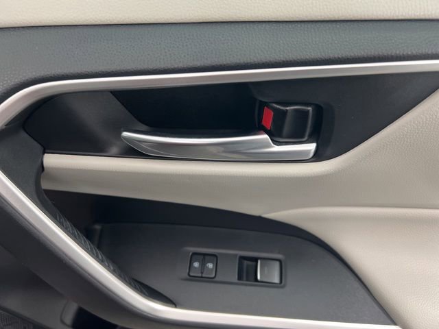 Used 2023 Toyota RAV4 XLE w/ Convenience Package AWD/4WD image 27