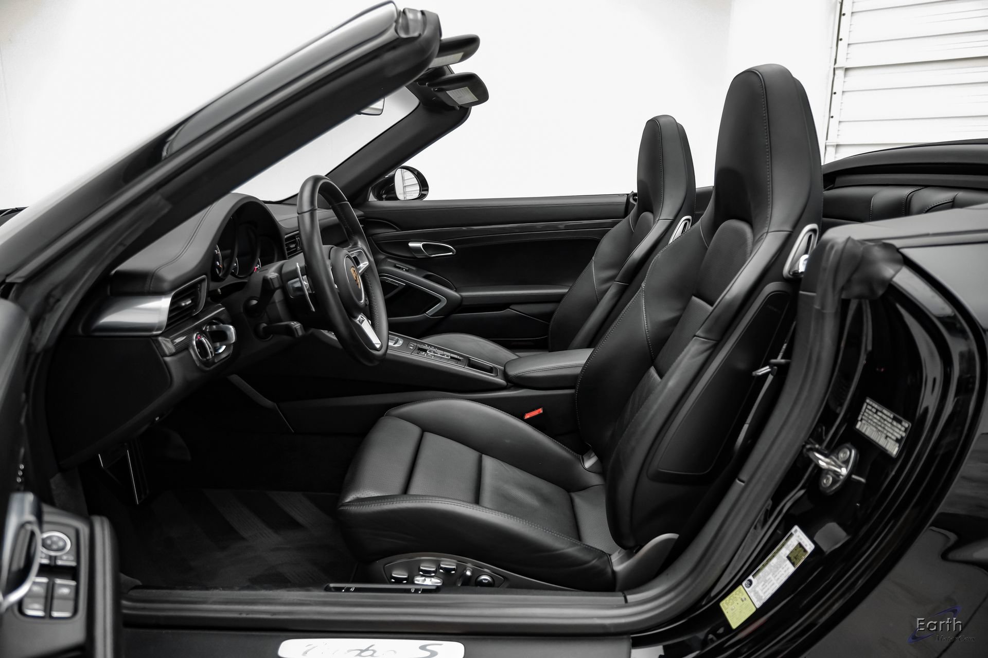 Used 2019 Porsche 911 Turbo S AWD/4WD image 43