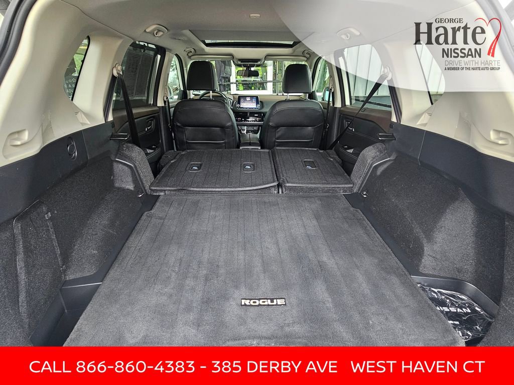 Certified 2022 Nissan Rogue SV w/ SV Premium Package image 43