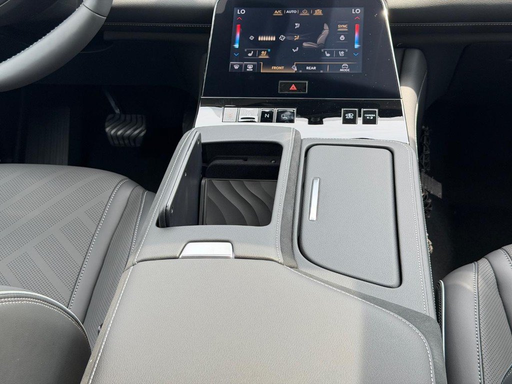 New 2027 INFINITI QX80 Luxe w/ Cargo Package AWD/4WD image 9