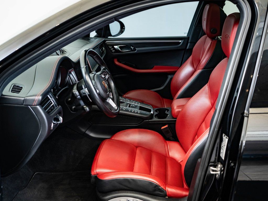 Certified 2021 Porsche Macan GTS AWD/4WD image 5