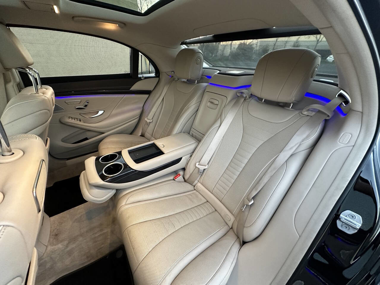 Used 2018 Mercedes-Benz S 560 Sedan image 16