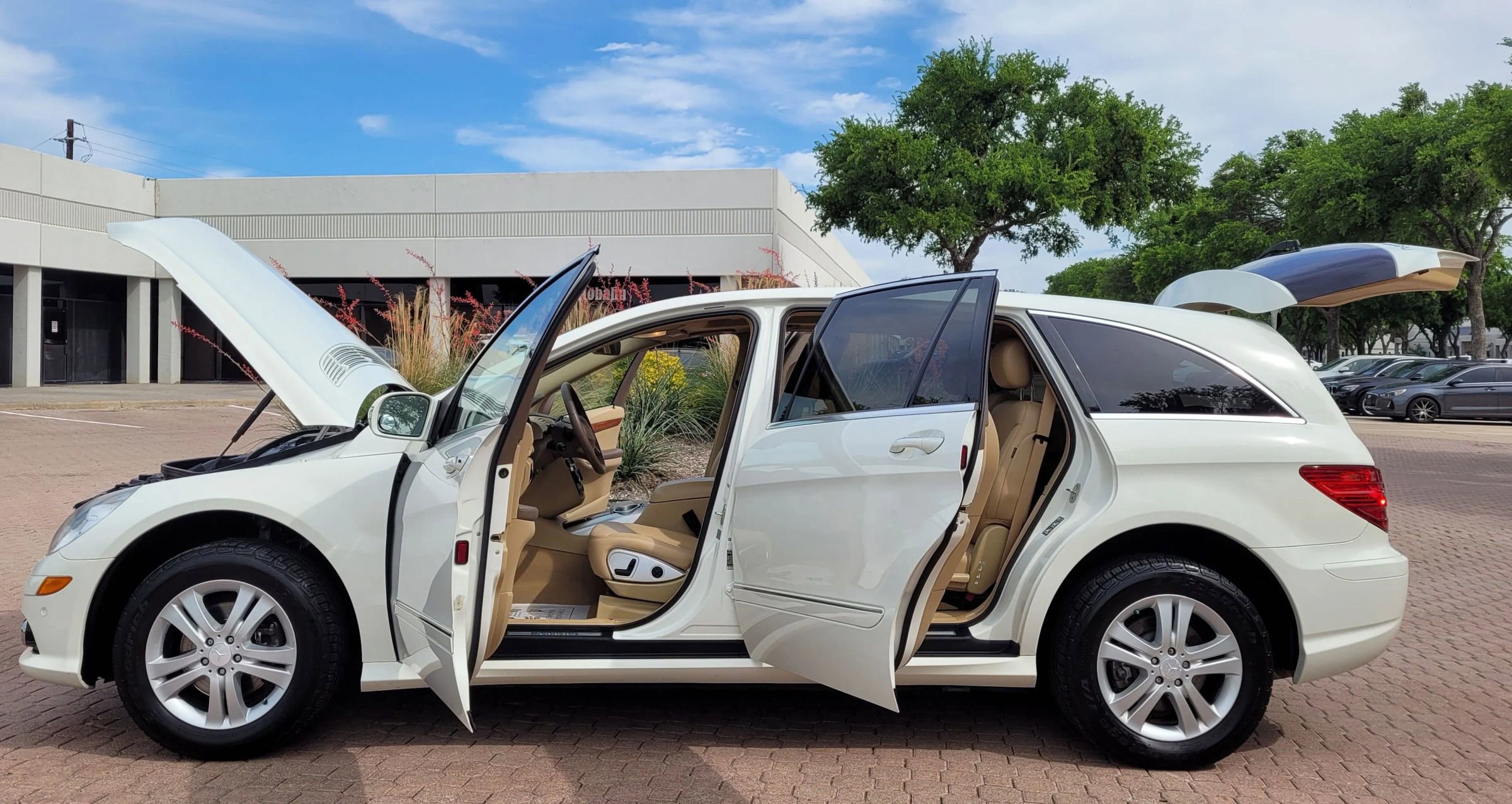 Used 2009 Mercedes-Benz R 350 4MATIC image 15