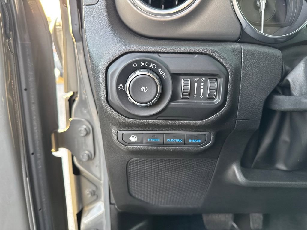 Used 2022 Jeep Wrangler Unlimited Rubicon 4xe image 12