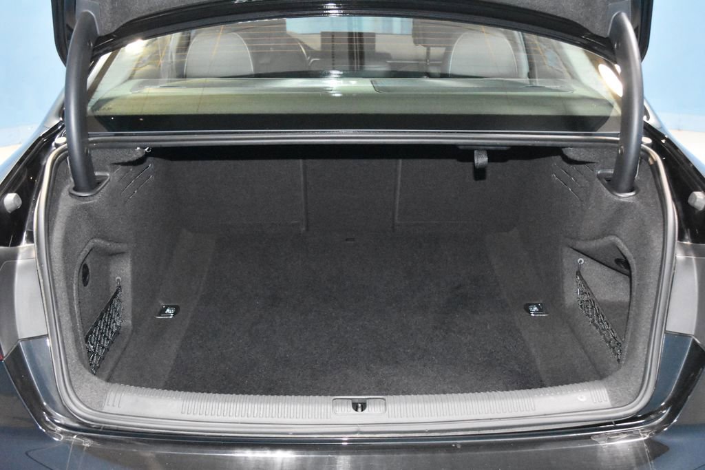 Used 2021 Audi A4 2.0T Premium Plus w/ Premium Plus Package image 32