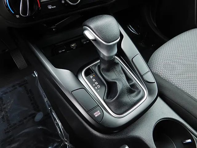 Used 2023 Kia Soul LX w/ Option Group 015 FWD image 17