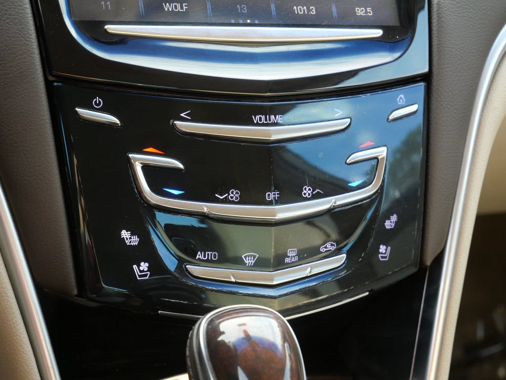 Used 2015 Cadillac XTS Luxury AWD/4WD image 21