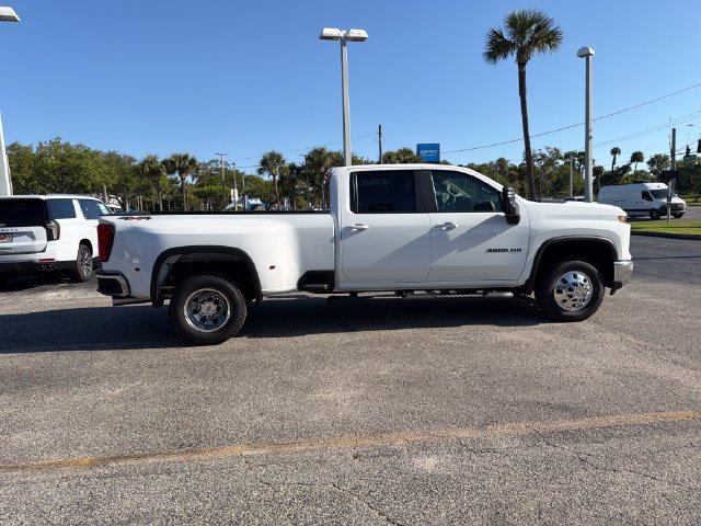 New 2026 Chevrolet Silverado 3500 LT w/ All Star Edition AWD/4WD image 17