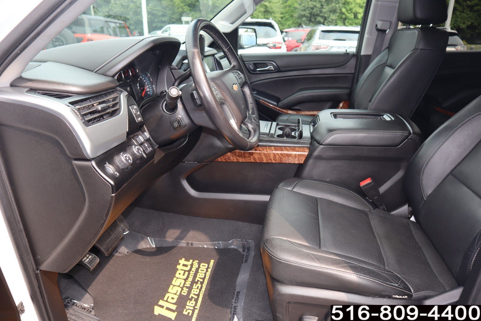 Used 2019 Chevrolet Tahoe Premier w/ RST 6.2L Performance Edition AWD/4WD image 13