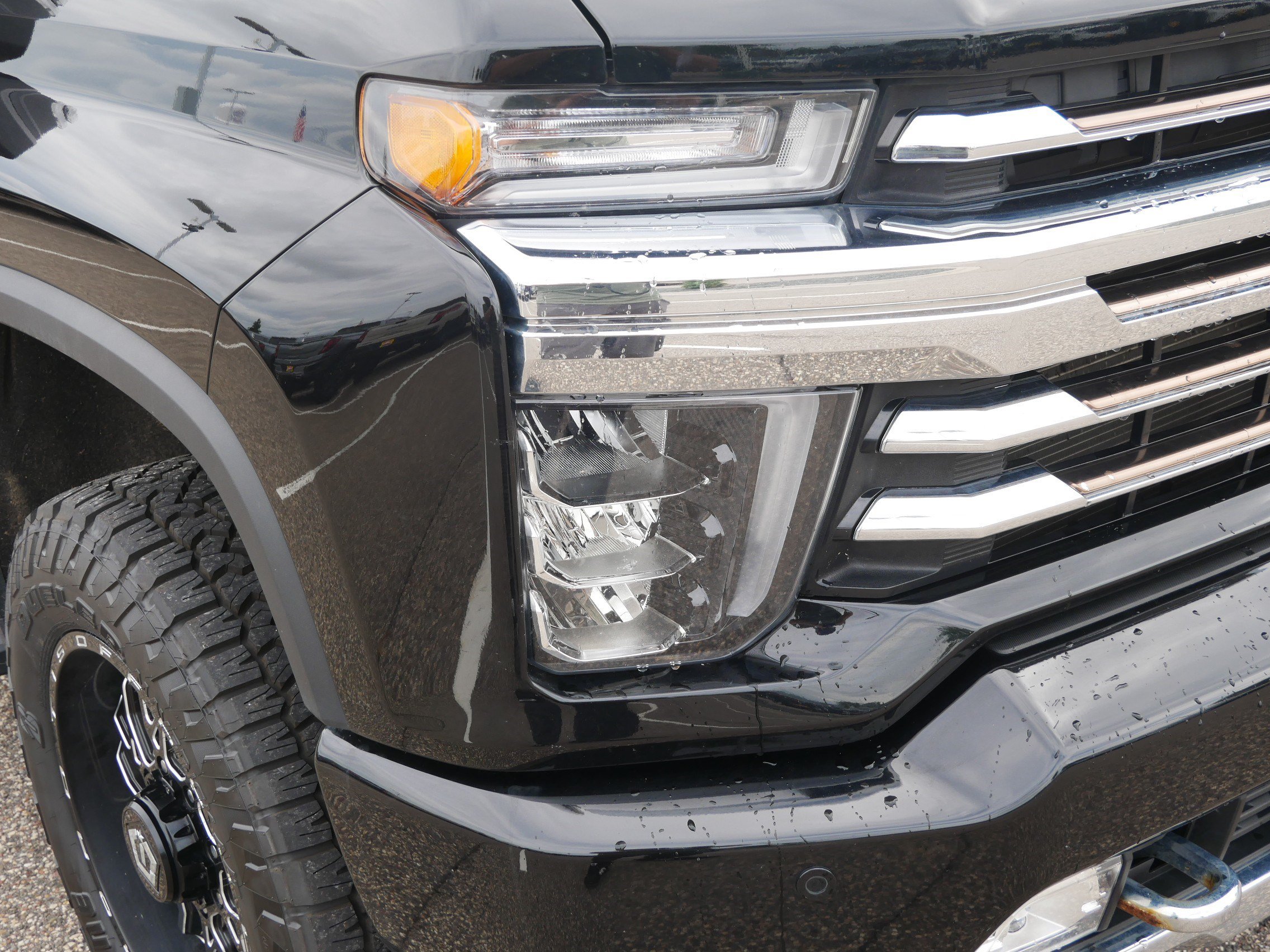 Certified 2022 Chevrolet Silverado 3500 High Country w/ Safety Package II AWD/4WD image 16