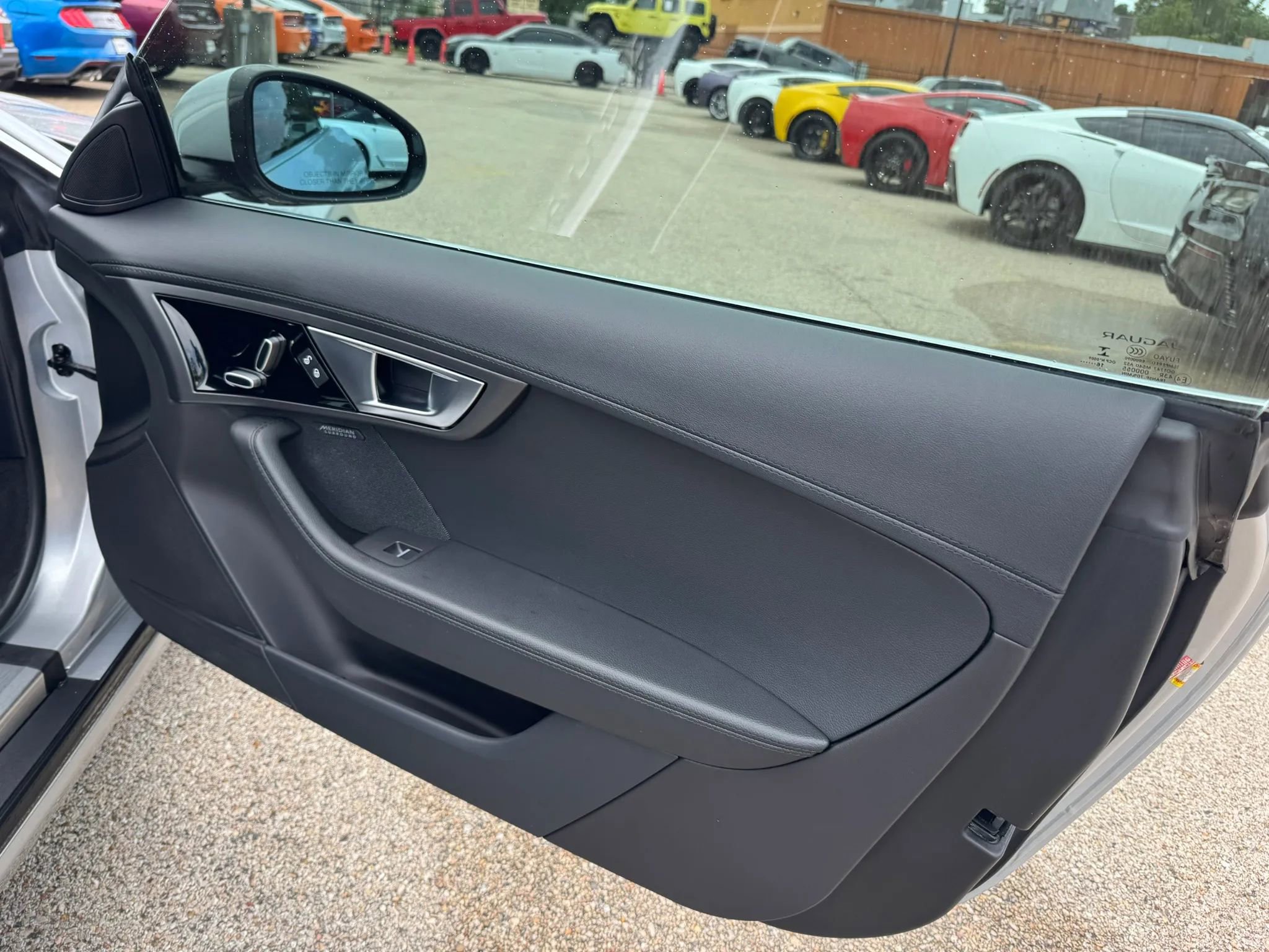 Used 2017 Jaguar F-TYPE Coupe RWD image 23