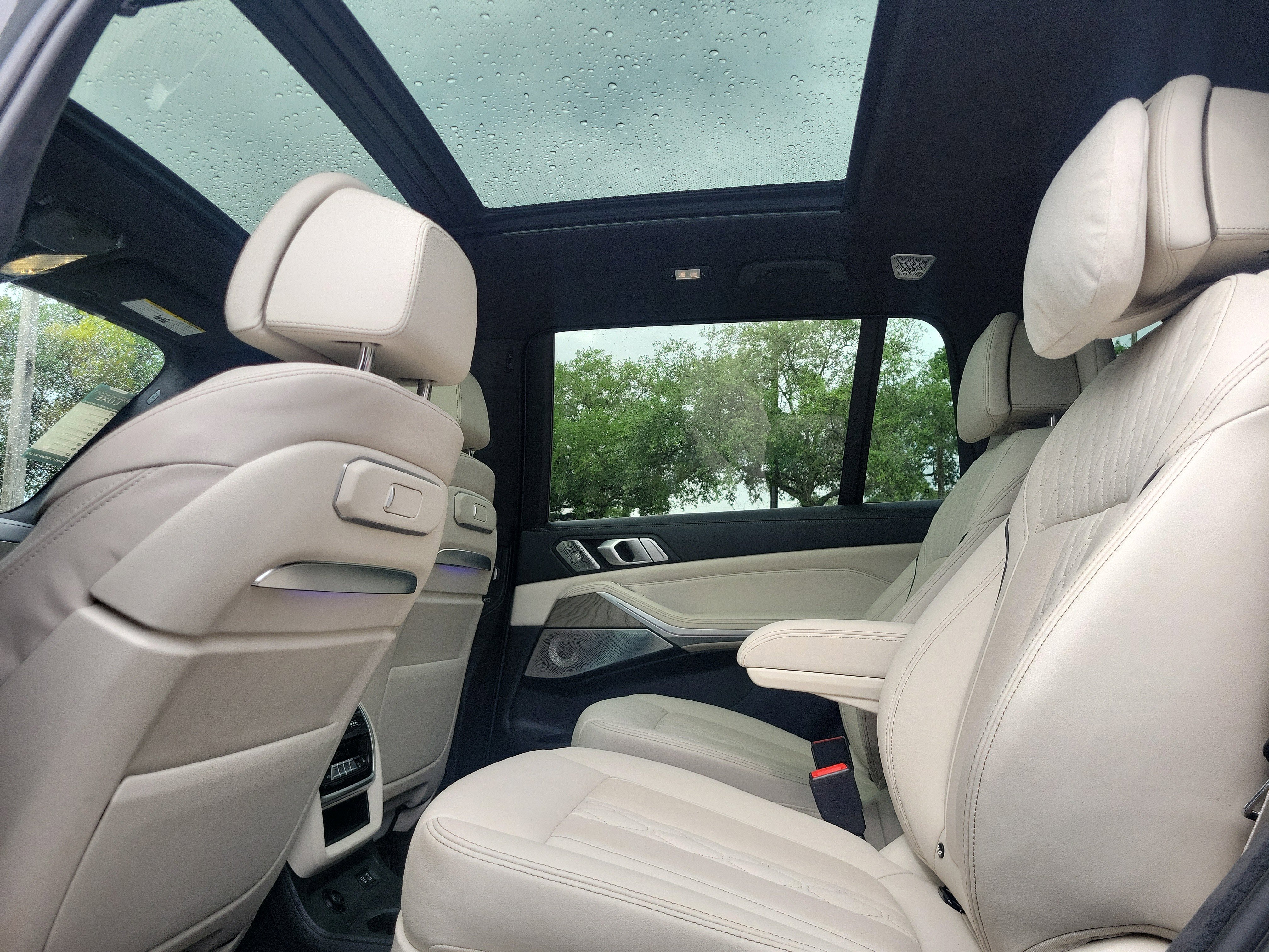 Certified 2023 BMW X7 M60i w/ Executive Package image 13