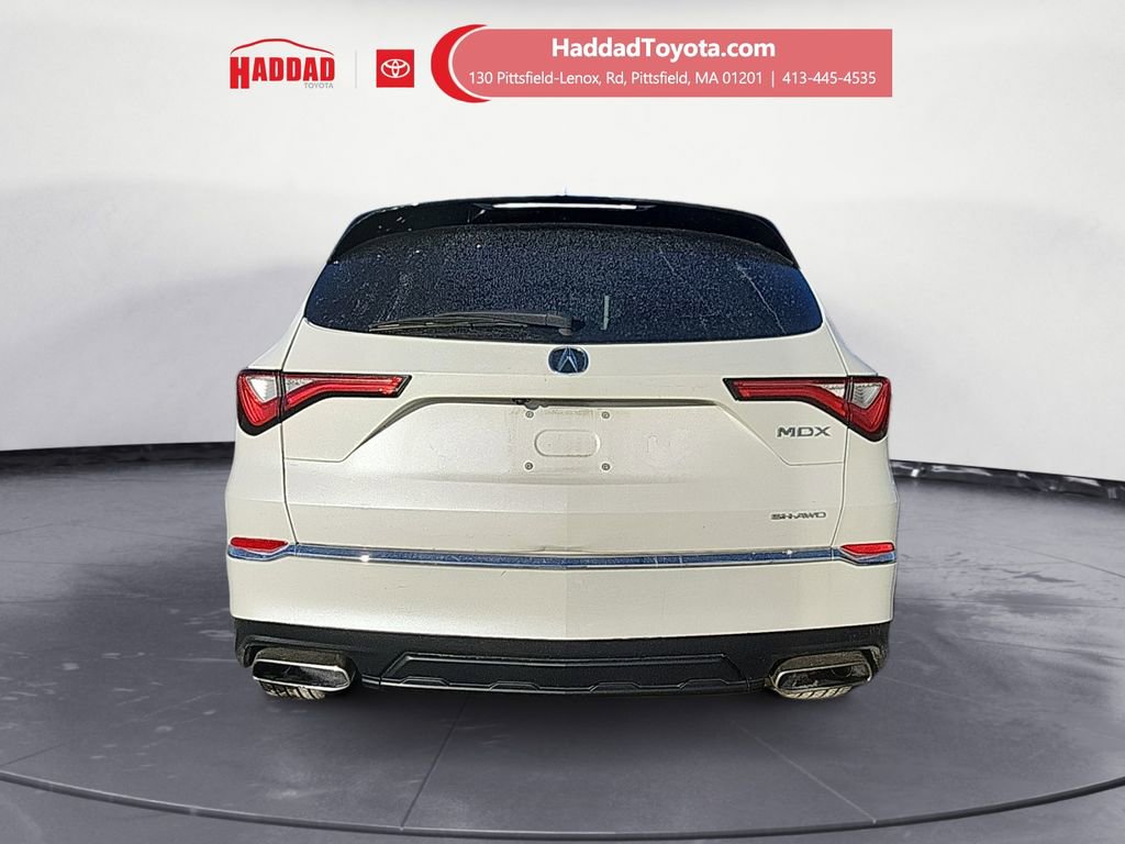 Used 2023 Acura MDX SH-AWD image 4