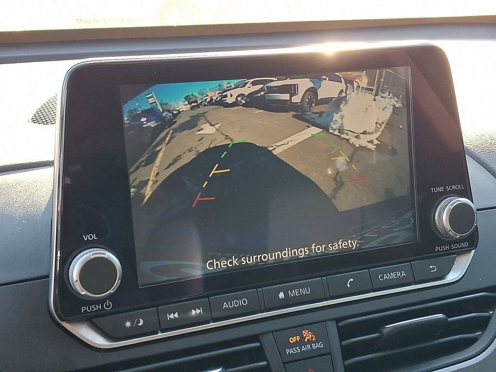 Used 2025 Nissan Altima 2.5 SR image 18