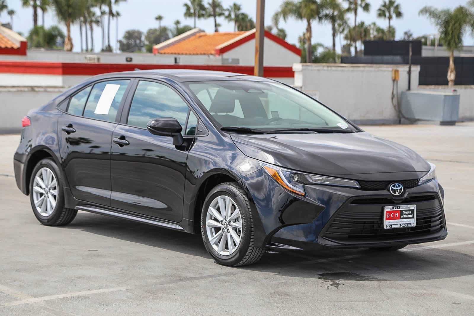 Used 2026 Toyota Corolla LE w/ LE Premium Package FWD image 4