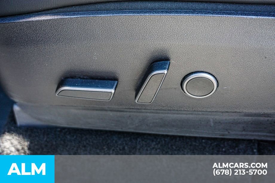 Used 2021 Tesla Model Y Long Range AWD/4WD image 48