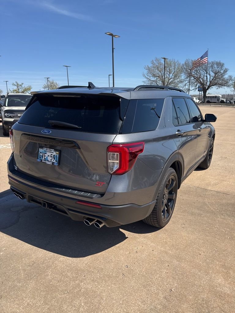 Used 2023 Ford Explorer ST w/ Equipment Group 401A image 6