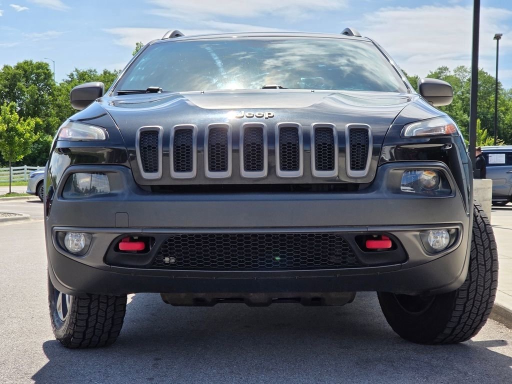 Used 2014 Jeep Cherokee Trailhawk w/ Leather Interior Group AWD/4WD image 3