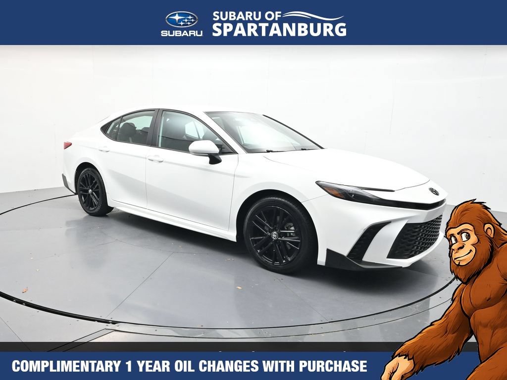 Used 2025 Toyota Camry SE