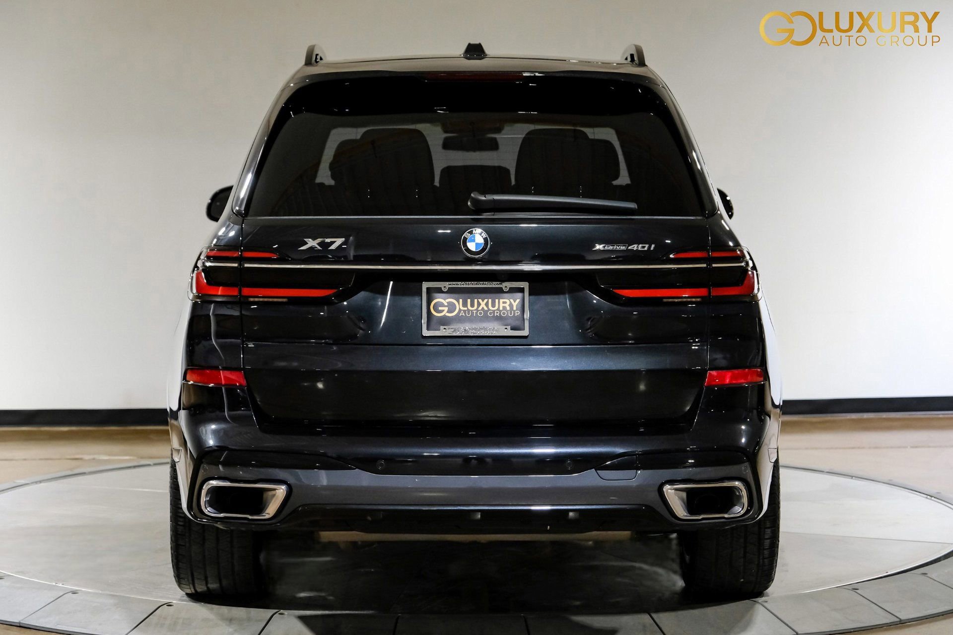 Used 2024 BMW X7 xDrive40i w/ M Sport Package image 12