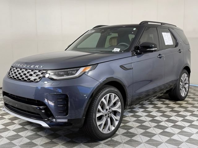 Used 2026 Land Rover Discovery Limited Edition AWD/4WD image 2