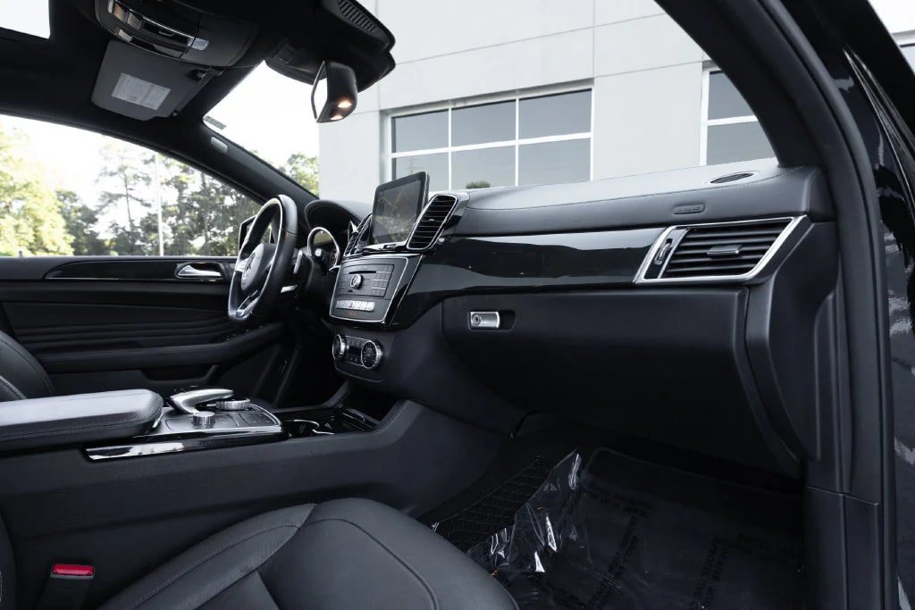 Used 2017 Mercedes-Benz GLE 43 AMG 4MATIC Coupe image 33