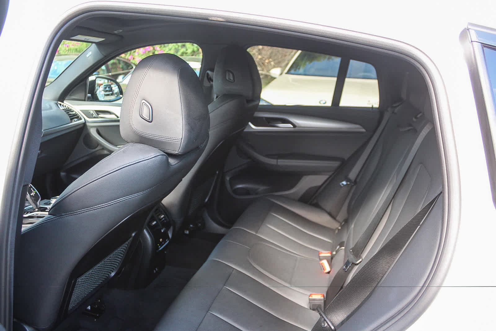 Used 2020 BMW X4 xDrive30i w/ M Sport Package 2 AWD/4WD image 17