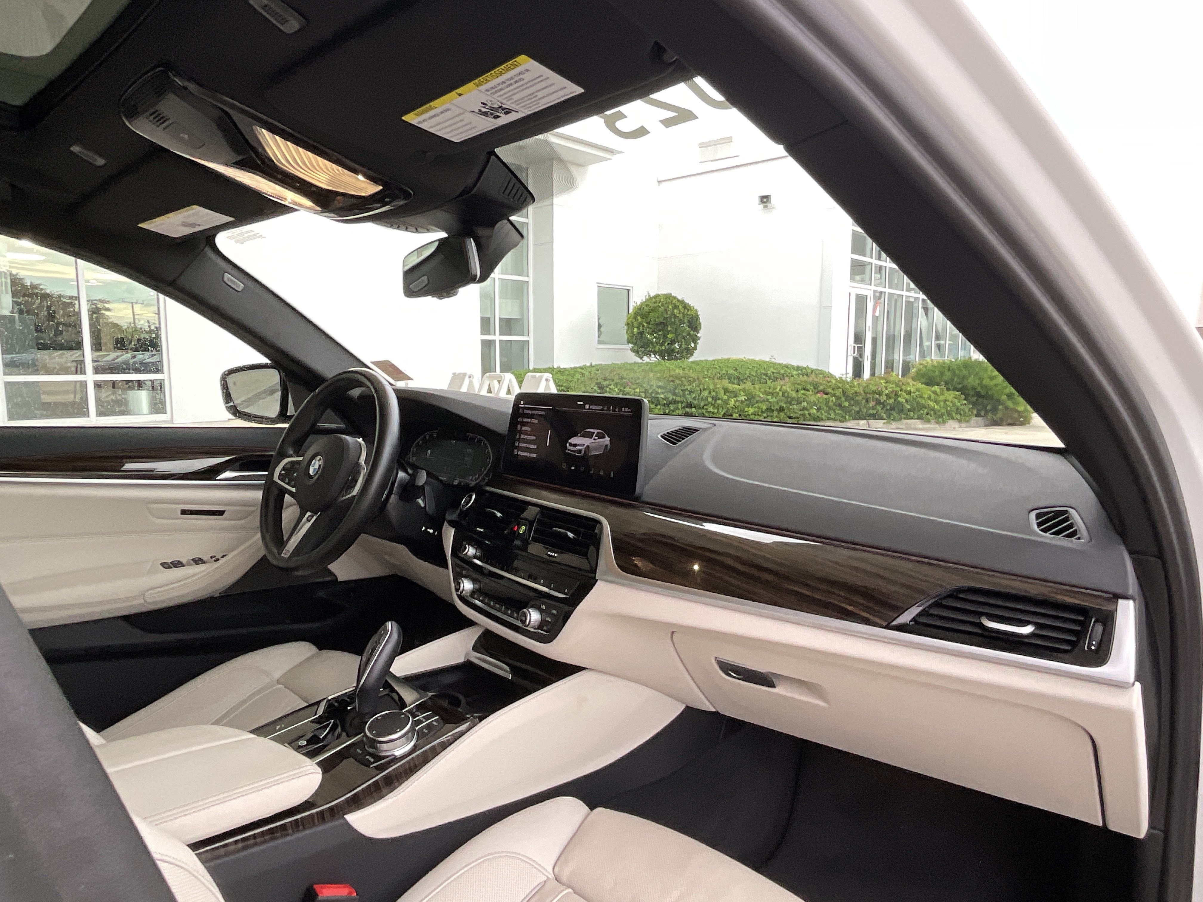 Certified 2023 BMW 540i xDrive w/ M Sport Package AWD/4WD image 21