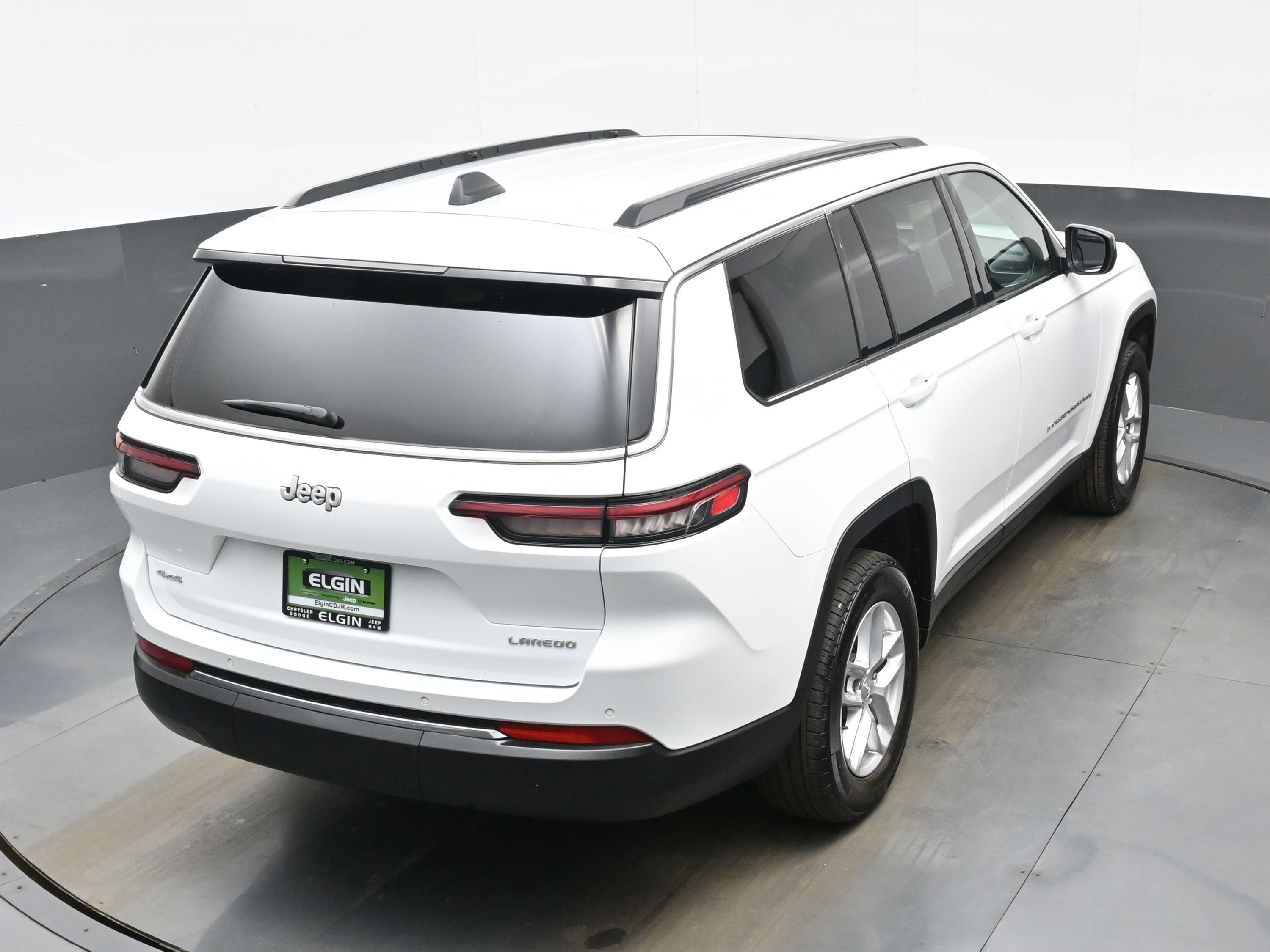 Used 2025 Jeep Grand Cherokee L Laredo w/ Trailer Tow Package image 39