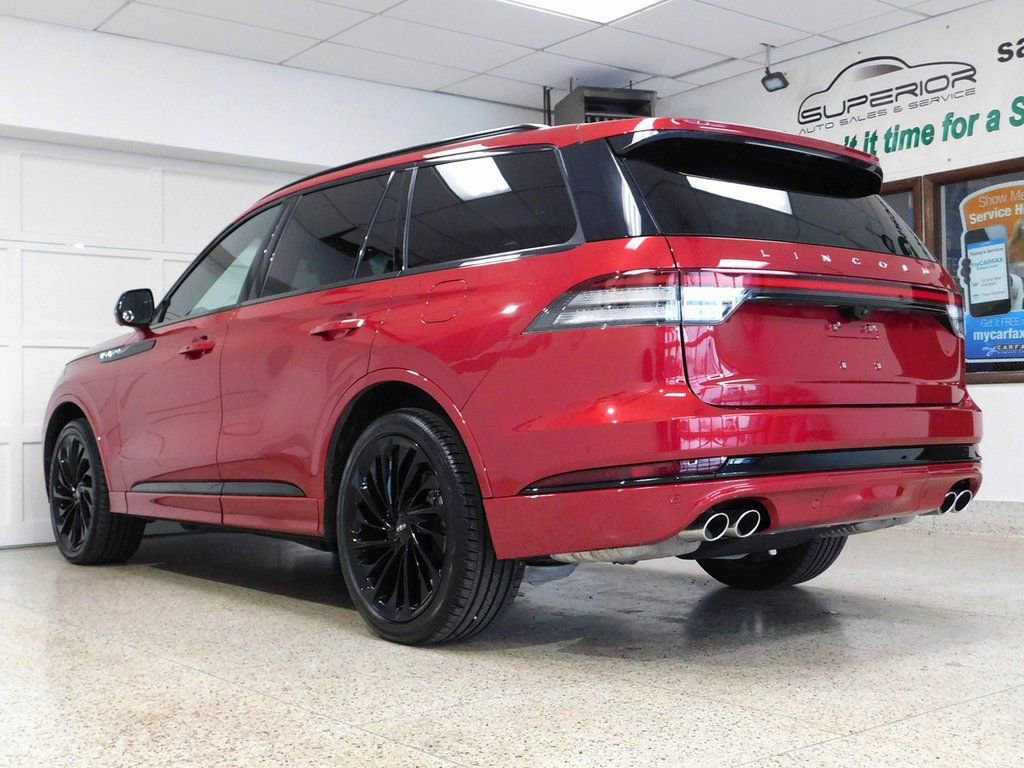 Used 2025 Lincoln Aviator Reserve w/ Equipment Group 201A image 8