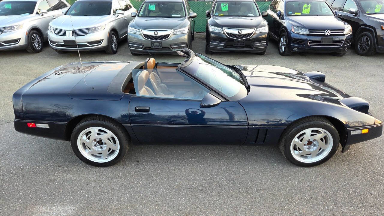 Used 1989 Chevrolet Corvette Convertible RWD image 20