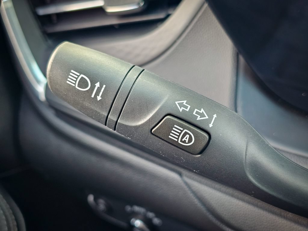 Used 2024 Buick Encore GX Preferred AWD/4WD image 17