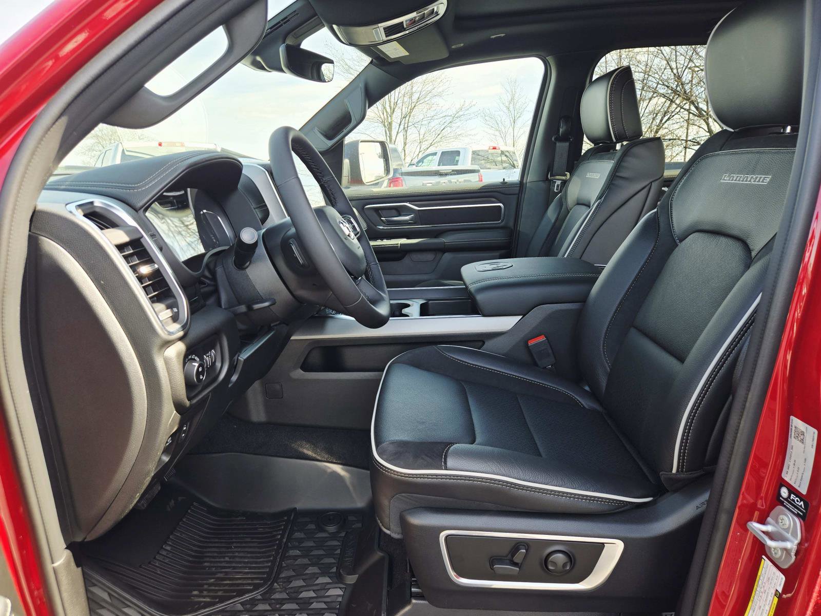 New 2026 RAM 1500 Laramie AWD/4WD image 12