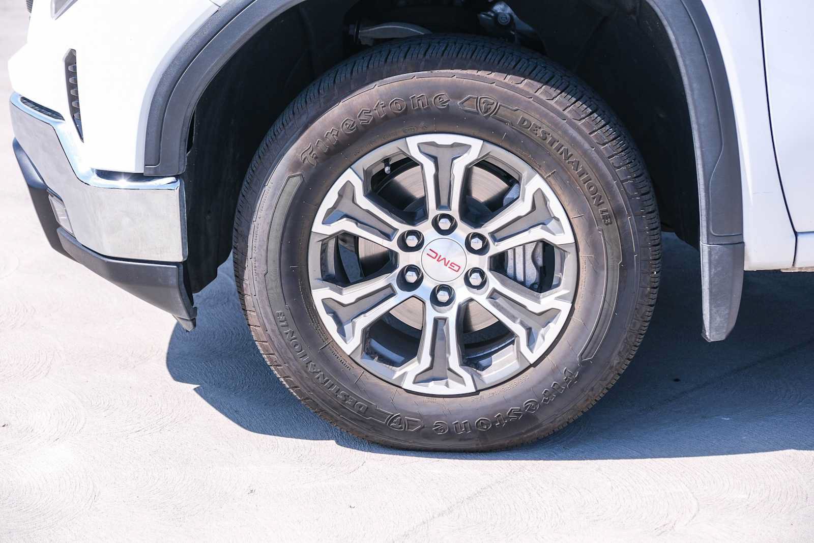 Used 2025 GMC Sierra 1500 SLT RWD image 10