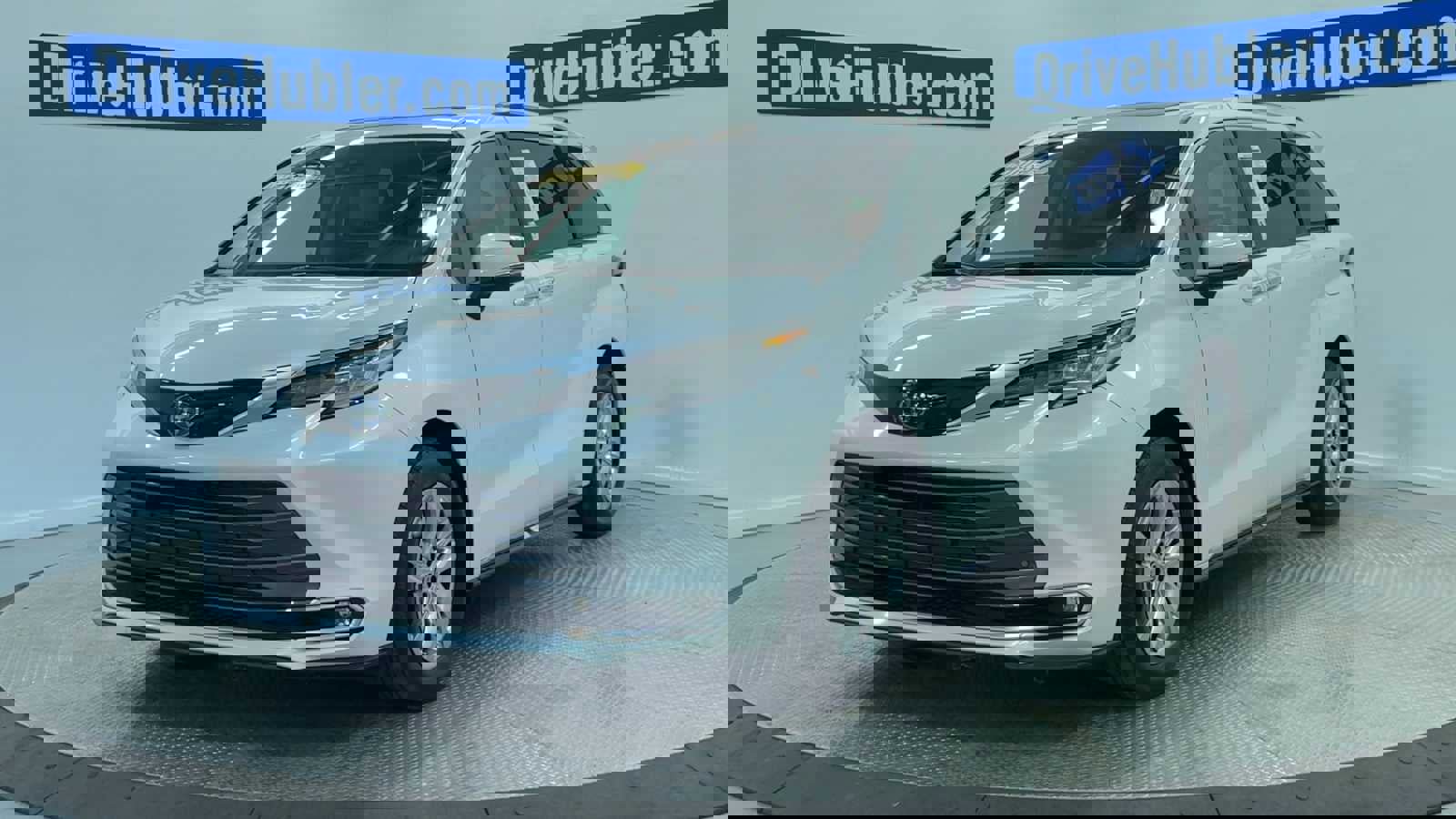 Used 2025 Toyota Sienna Limited image 3