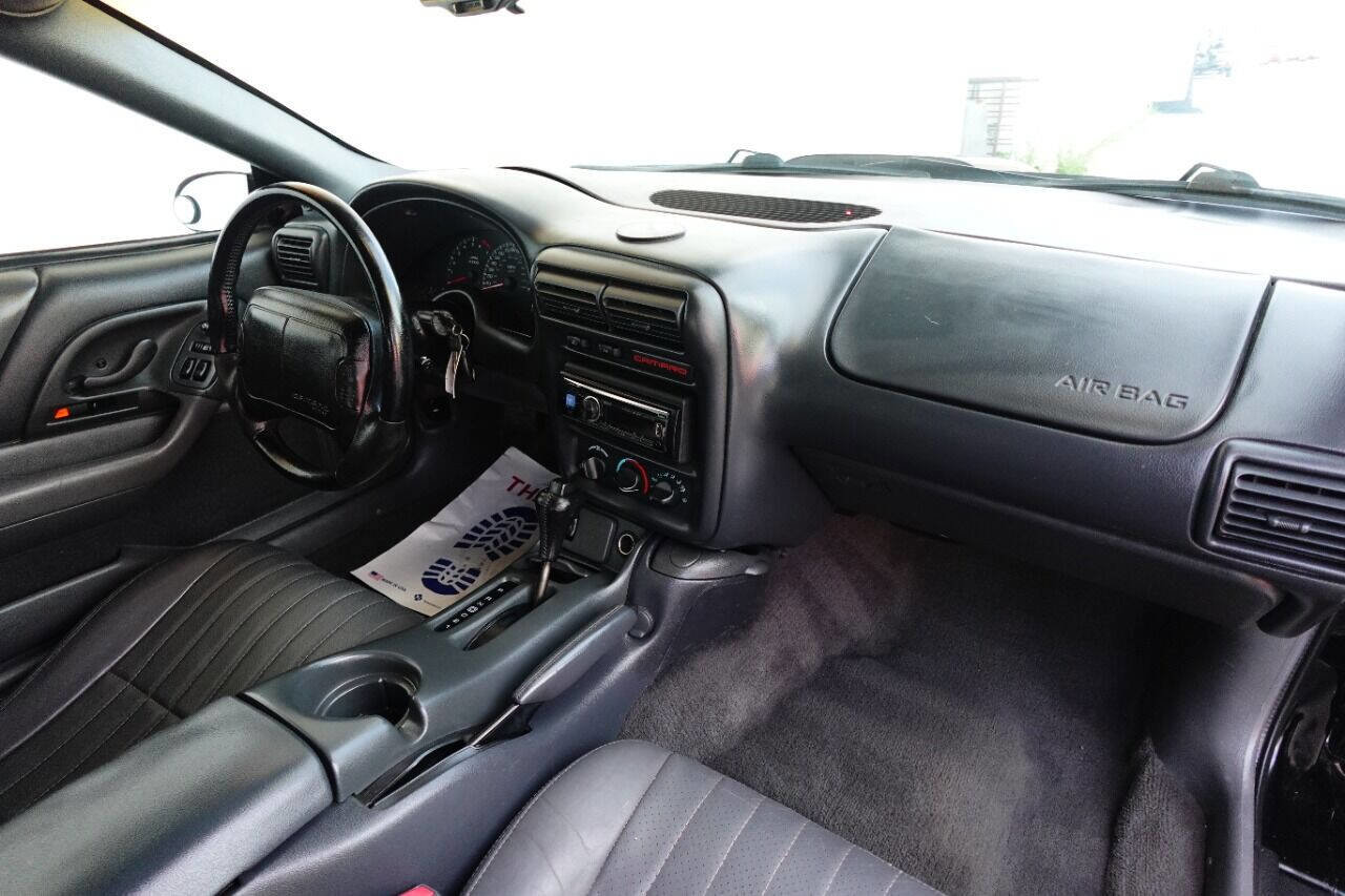Used 1999 Chevrolet Camaro Z28 w/ SS Performance/Appearance Pkg image 15