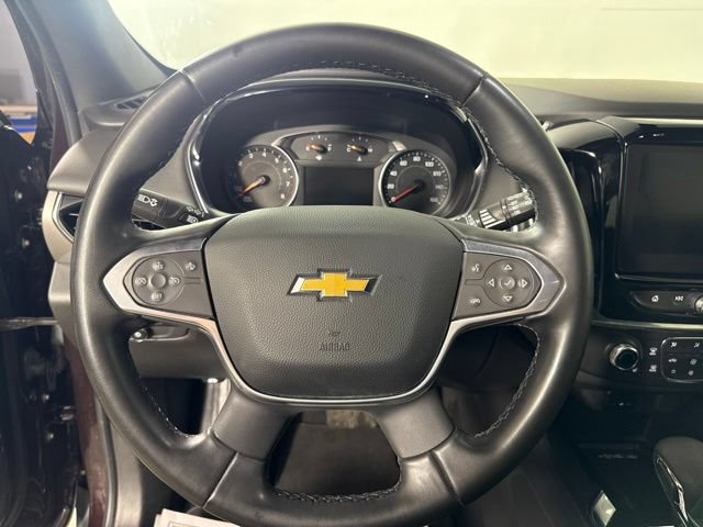 Used 2023 Chevrolet Traverse LT FWD image 17