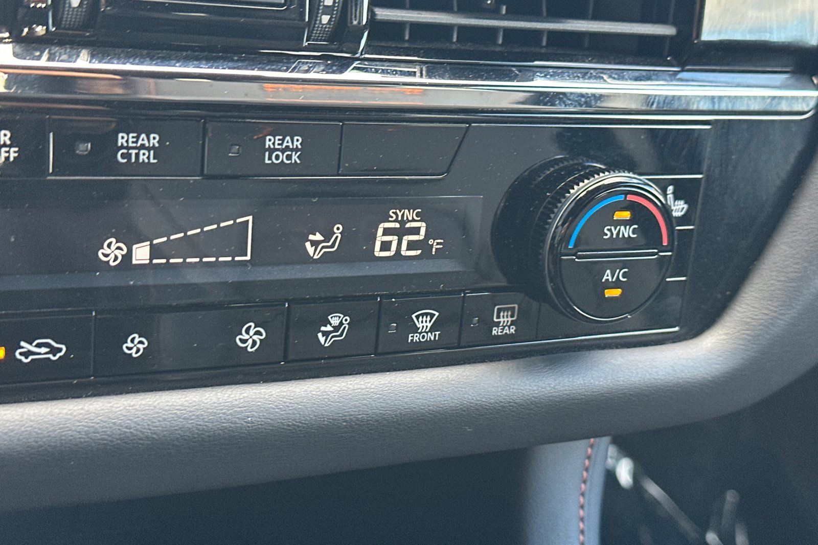 Certified 2025 Nissan Pathfinder Rock Creek image 31