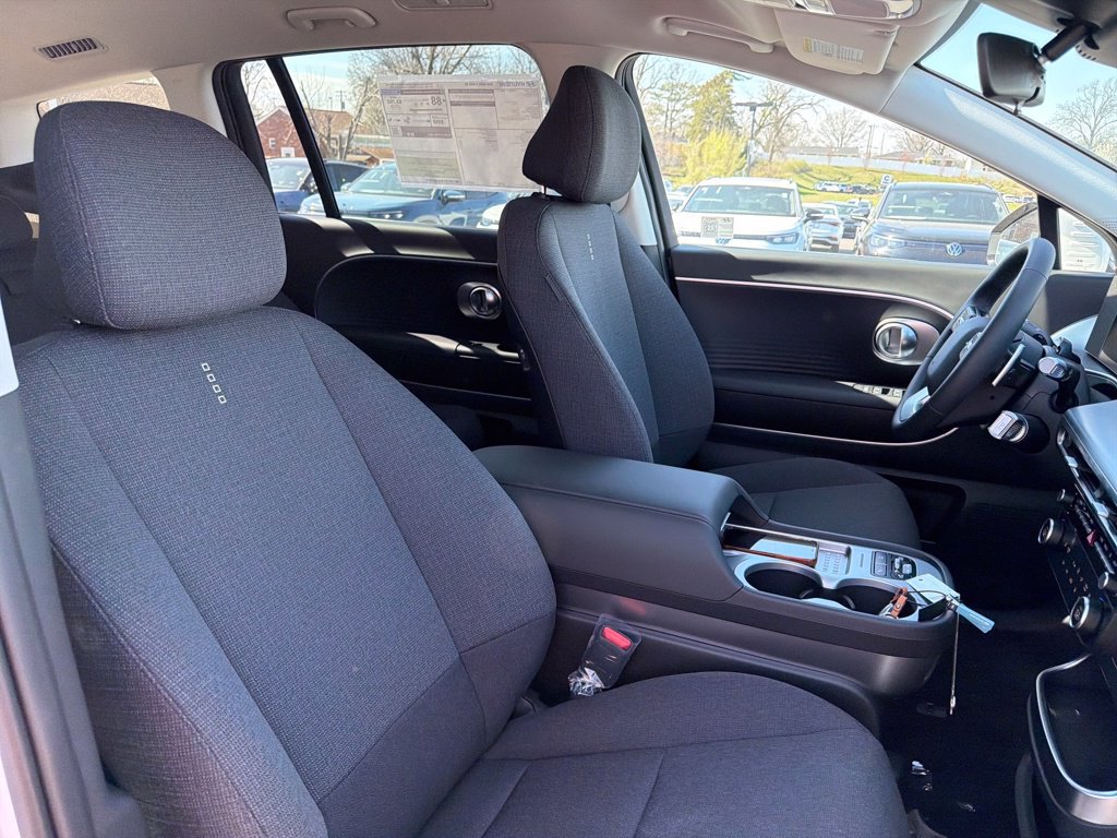New 2026 Hyundai Ioniq 9 SE AWD/4WD image 32
