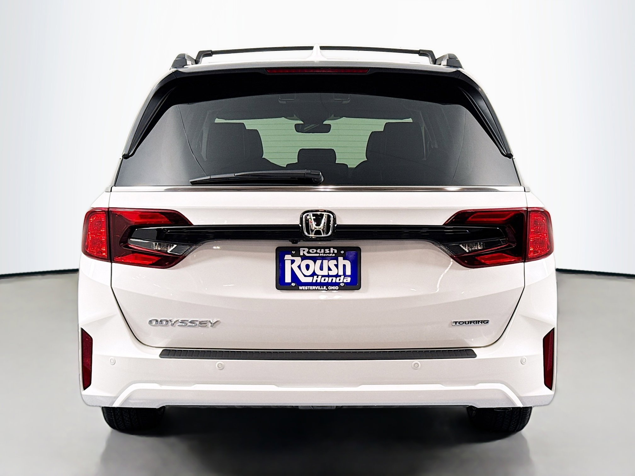 New 2026 Honda Odyssey Touring image 6