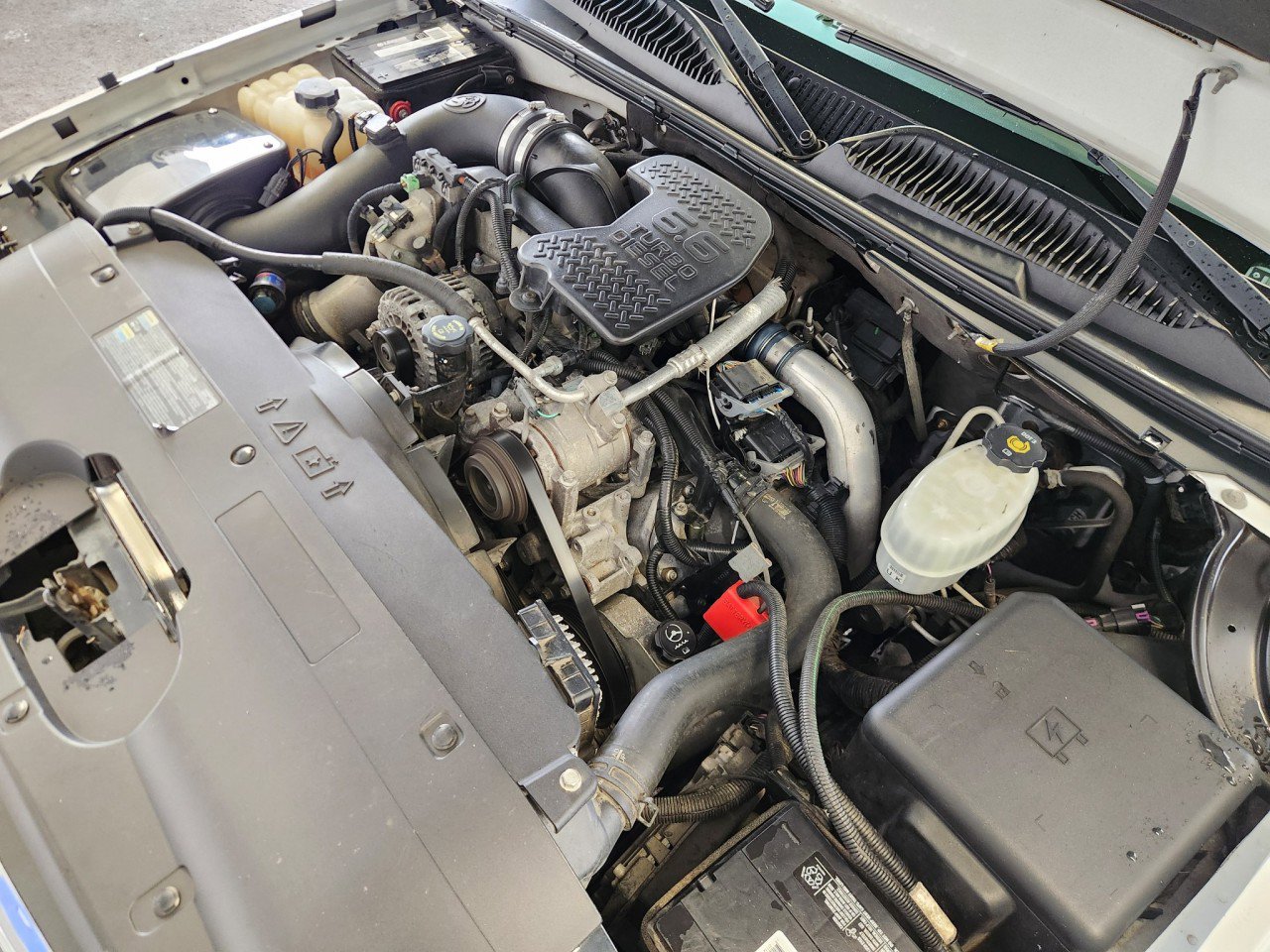 Used 2006 Chevrolet Silverado 3500 LT w/ Heavy-Duty Power Package image 15